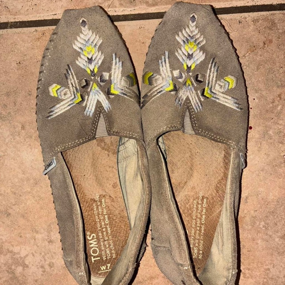 Toms grey suede slip on shoes